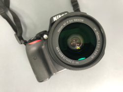 Nikon D3300 Kit 18-55mm 3.5-5.6G VR 2.900 кадров