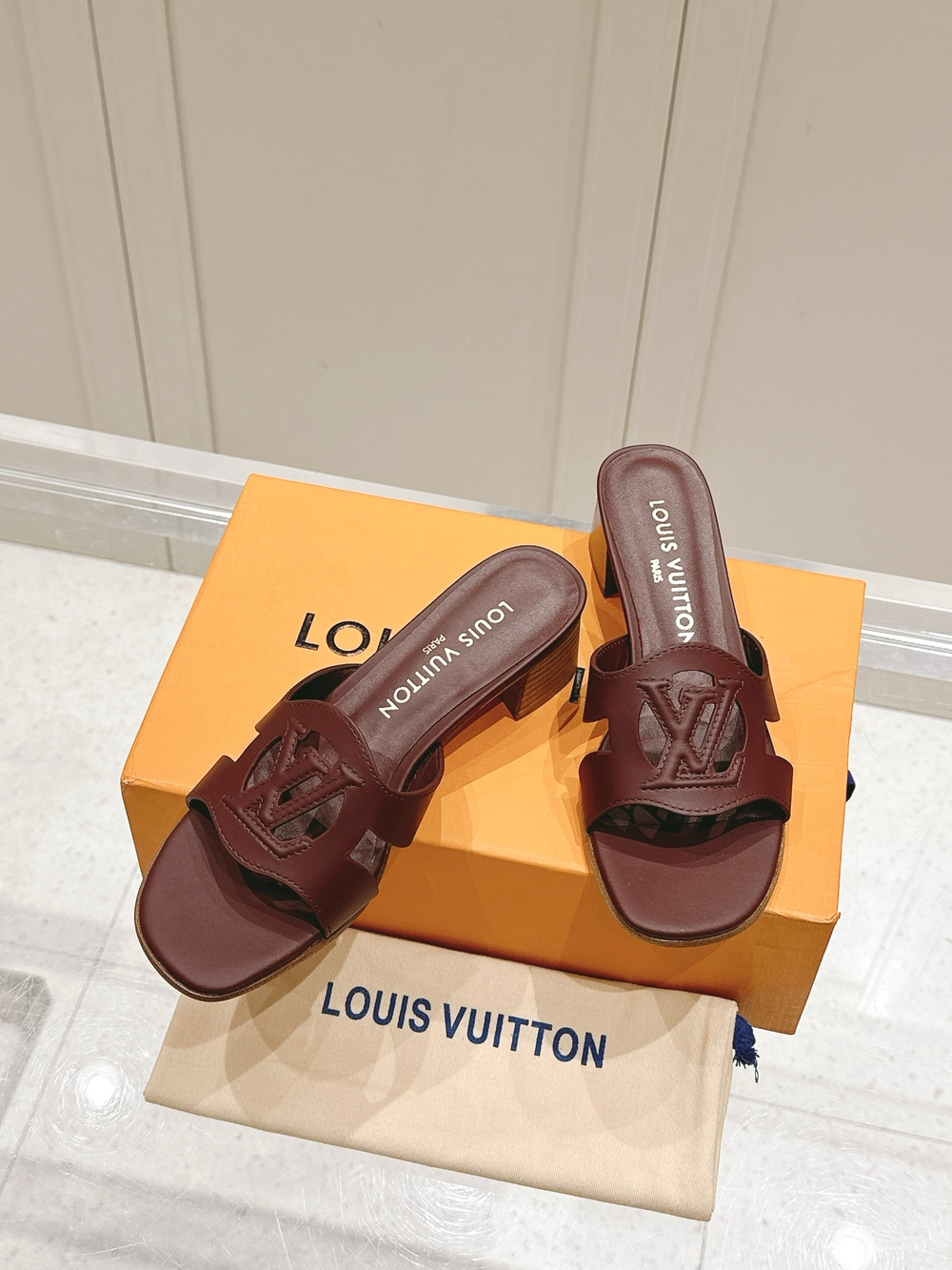 Louis Vuitton Isola Mule
