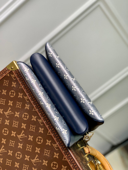 Louis Vuitton Coussin PM
