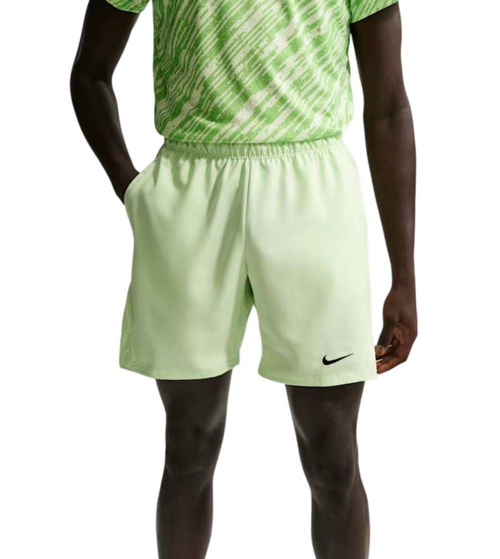 Теннисные шорты Nike Court Dri-Fit Victory 7" - light liquid lime/black