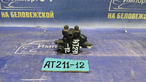 Распределитель тормозной TOYOTA CARINA 1998