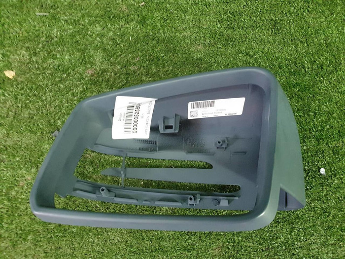 Крышка зеркала левая Mercedes Е W212 (2009-2016)