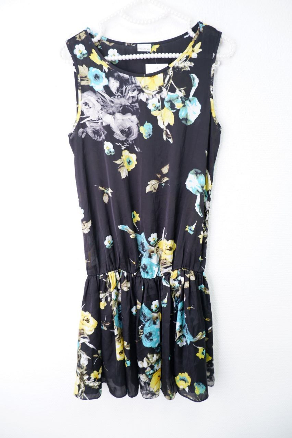 Платье Yamamay с цветами 44 размер