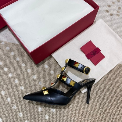 Valentino Garavani Roman Stud 8.5 cm