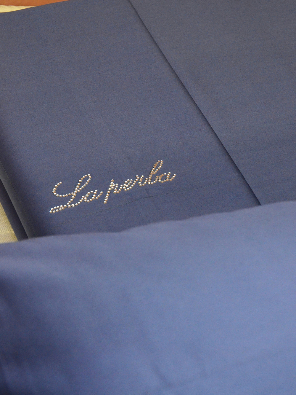 Однотонное постельное белье La Perla Sailor Blue