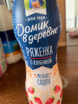 Ряженка с клубникой, грушей 2,1% 260г