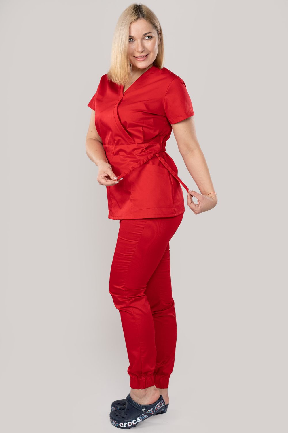 Костюм медицинский женский 386 КРАСНЫЙ