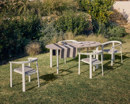 Уличный стол Erice из алюминия и закаленного стекла цвета экрю, 180 x 90 см