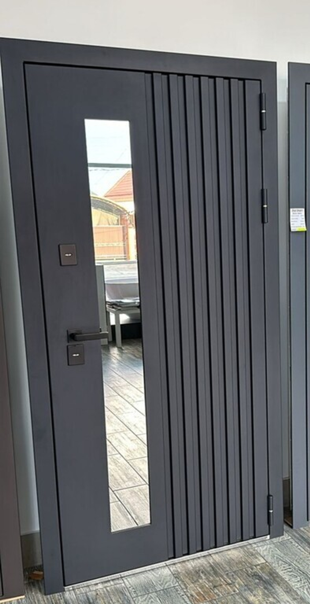 Дверь входная Кронас терма RAL 8019. RAL 7021  ВенМар