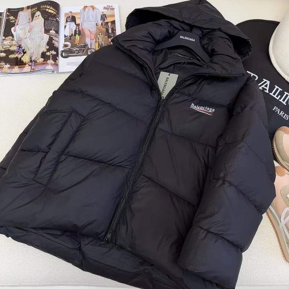 Пуховик Balenciaga
