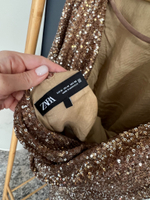 Платье Zara, М