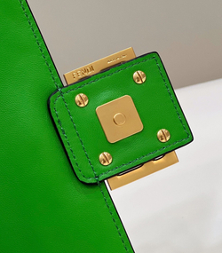 Fendi Baguette 27 cm