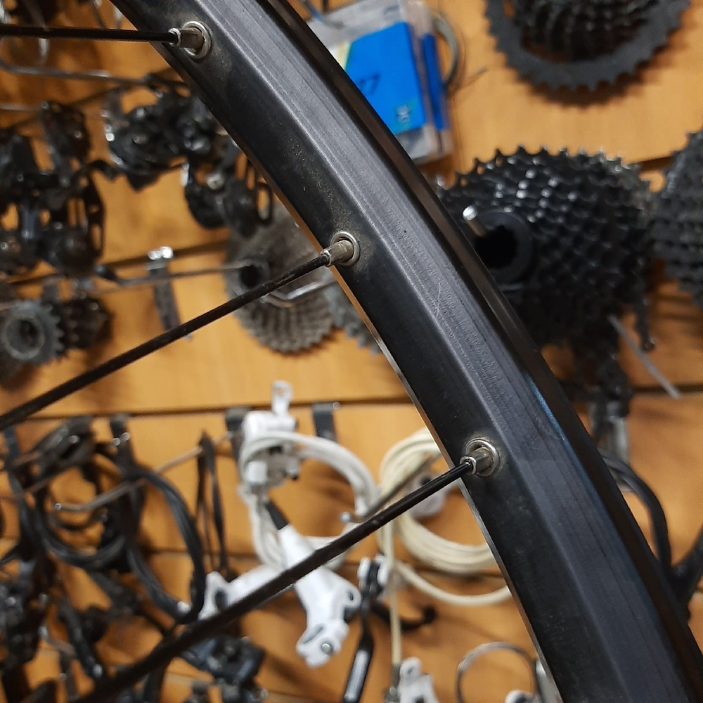 Переднее колесо 26 Alexrims Shimano Hb-RM66