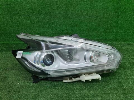 Битая Фара правая Nissan Murano Z52 (2014-2022) LED