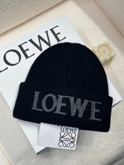 Шапка Loewe