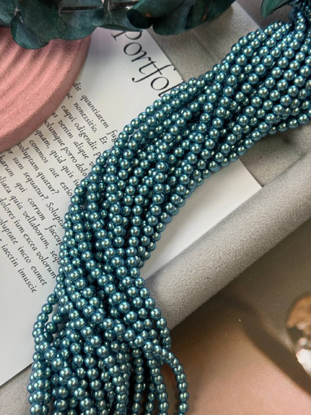 Жемчуг Premium 4 мм, морской радужный матовый, нить 40 см