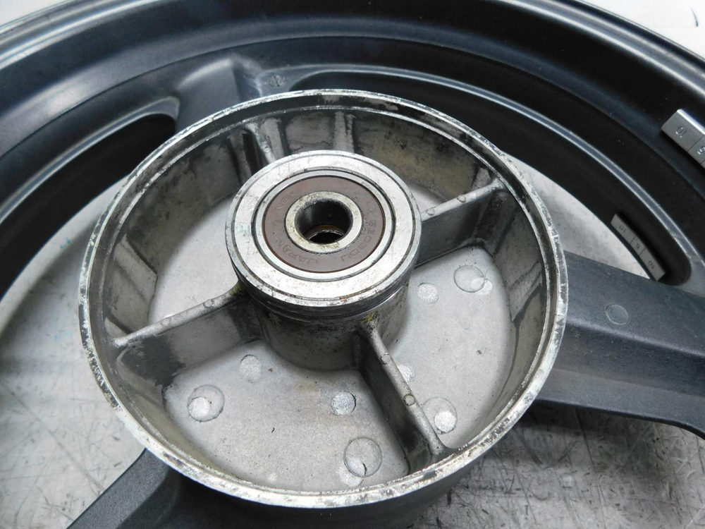 Колесо заднее Honda CB400 NC39