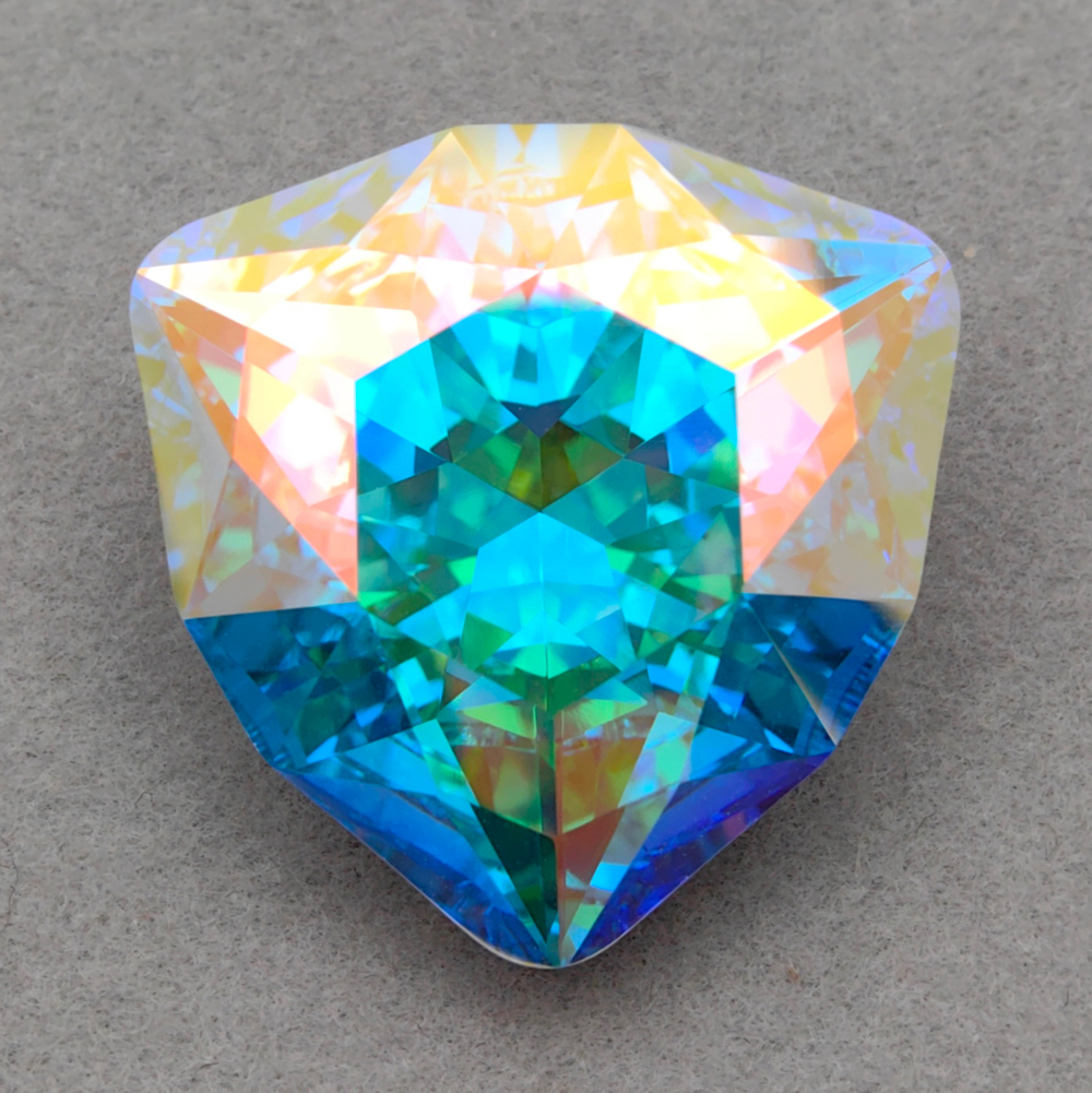 Swarovski 4706 Trilliant FS, Crystal AB F