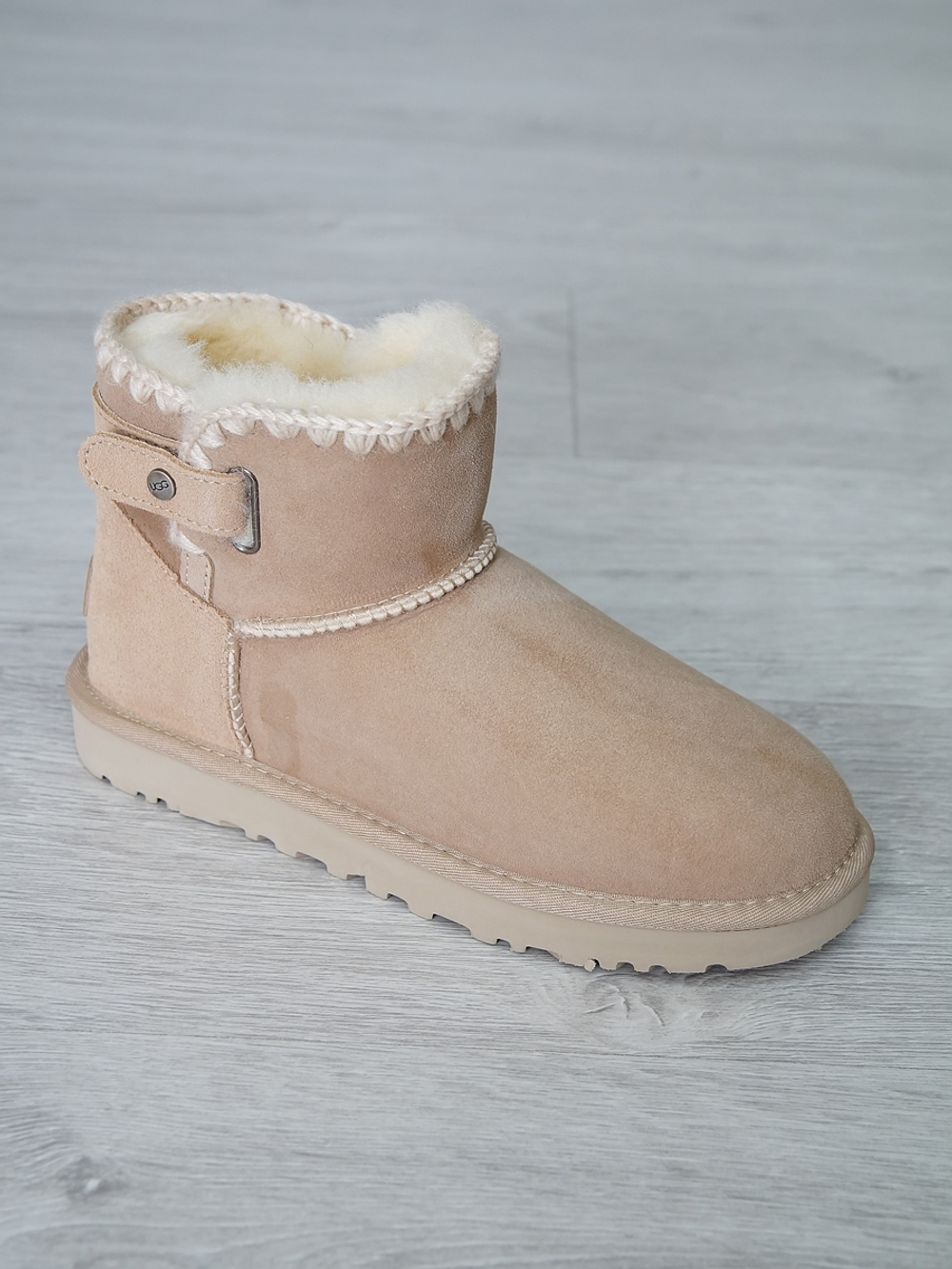 Угги женские зимние