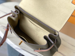 Louis Vuitton LockMe Ever BB