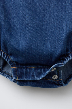 ZARA МЯГКИЙ ДЖИНСОВЫЙ КОМБИНЕЗОН, ВЫЦВЕТШИЙ СИНИЙ