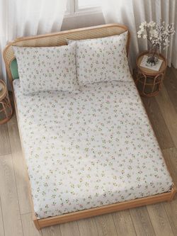 Постельное белье перкаль Сказка "Весна" евро  Наволочка 50х70 см 2 шт Простынь  240x215 см Пододеяльник 200x215 см
