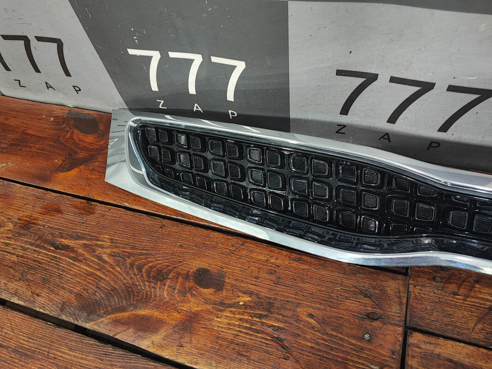 Решетка радиатора Kia Rio 4 X-Line 17-20 Б/У Оригинал 86350H0500