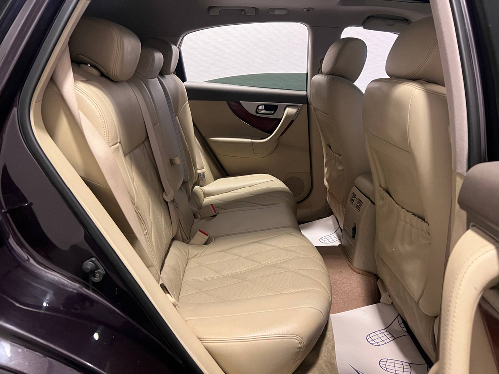 Infiniti QX70, 2014 год