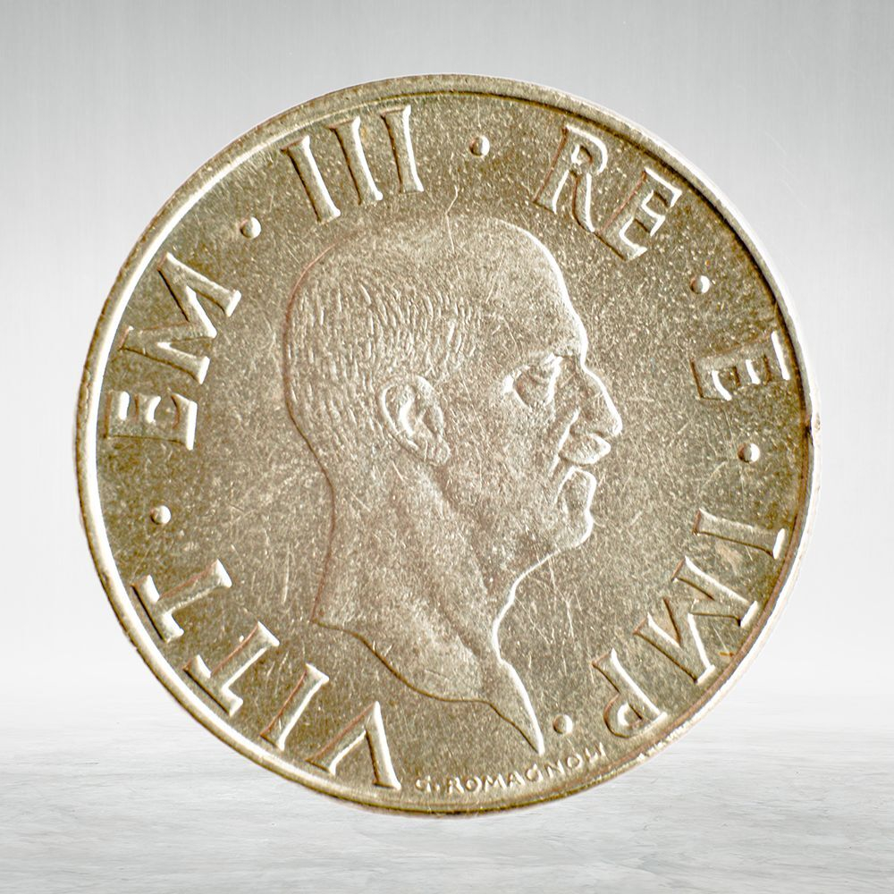 Italy 2 Lire 1940 R "Eagle and Fasces – Victor Emmanuel III", AU