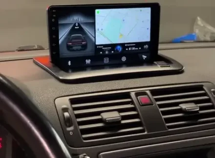 Магнитола для Volvo S40/V50 2004-2012, C30 2006-2012 - Parafar PF187RN2K на Android 13, QLED+2K, ТОП процессор, 4Гб+32Гб, CarPlay, 4G SIM-слот