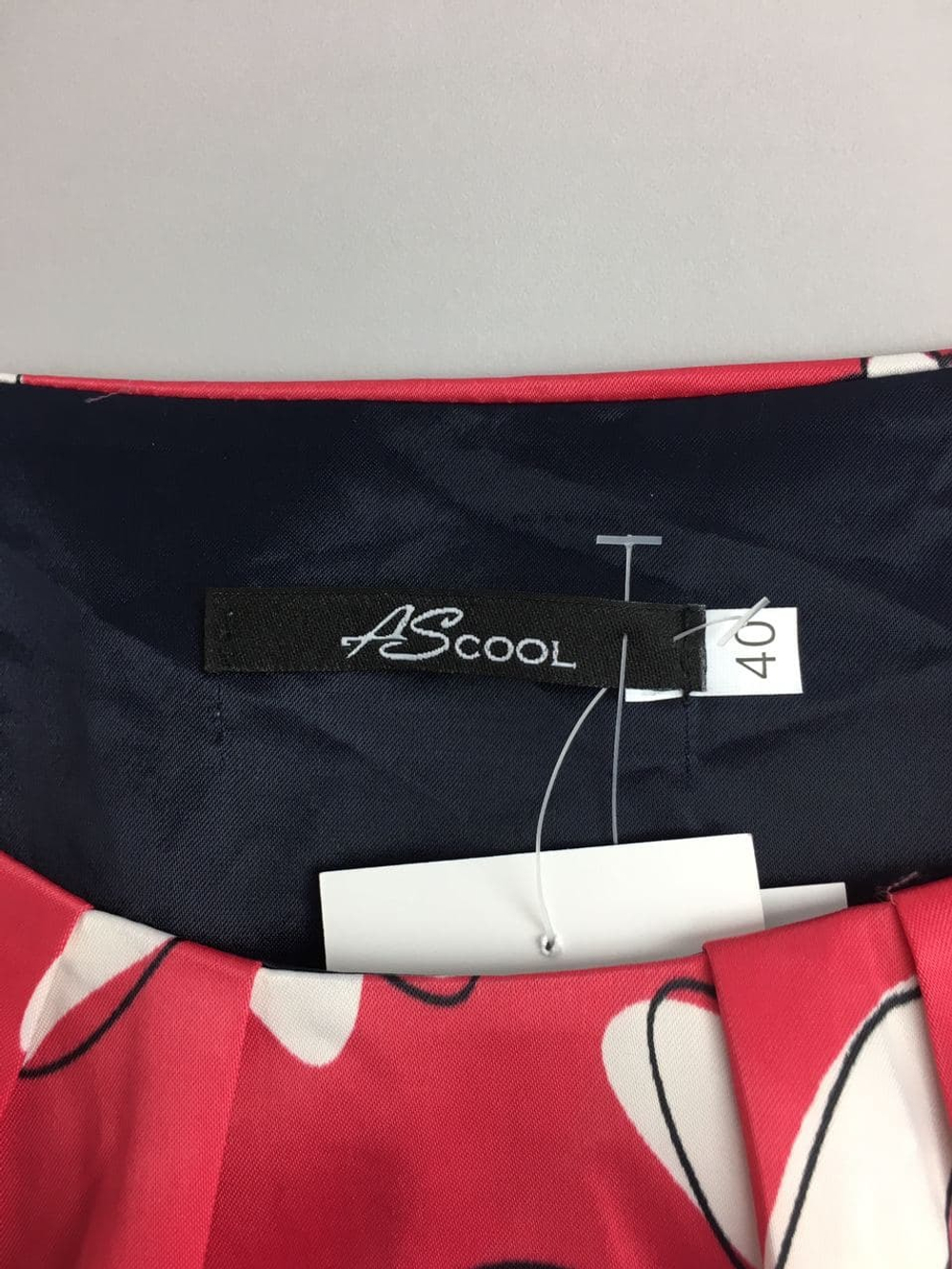 Платье с цветами ASCOOL 40 размер, новое