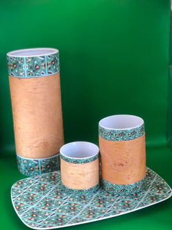 Блюдо малое или сервировочная тарелка. Коллекция  Изразец Коломенское. Птицы. Бревно (Log).