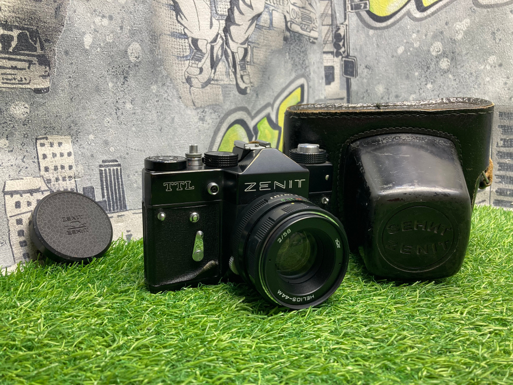 Zenit TTL + Helios-44M