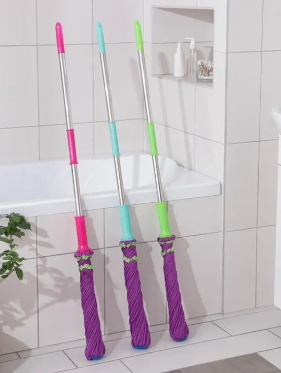 Швабра для мытья пола с отжимом Доляна, насадка из микрофибры 80 гр, стальная ручка 119 см, цвет МИКС
