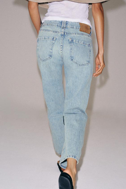 ZARA ДЖИНСЫ ZW COLLECTION ПОЛНОЙ ДЛИНЫ СО СРЕДНЕЙ ПОСАДКОЙ, ГОЛУБОЙ