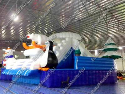Надувной наземный аквапарк «Морское царство 3»  с фигурой пингвина, 16*16*6 м