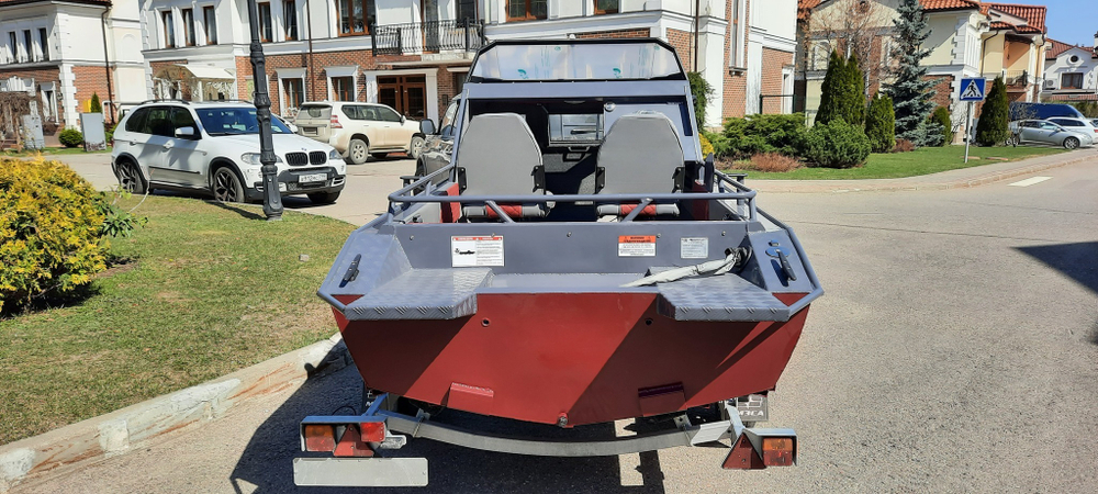 Алюминиевая лодка Berkut S Cabin HT