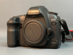 Canon EOS 5D Mark II