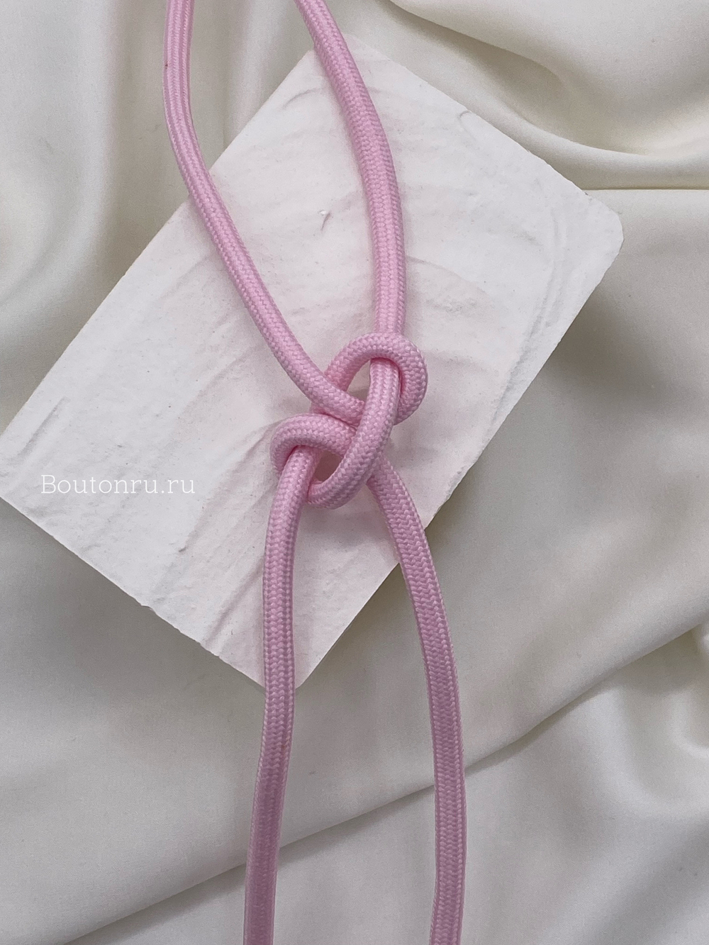 Шнур розовый 1,48 м
