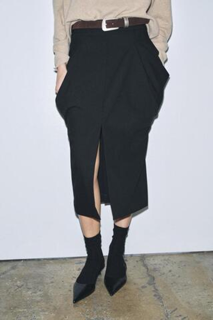 ZARA ЮБКА МИДИ С ДРАПИРОВАННЫМИ КАРМАНАМИ — ZW COLLECTION, ЧЕРНЫЙ