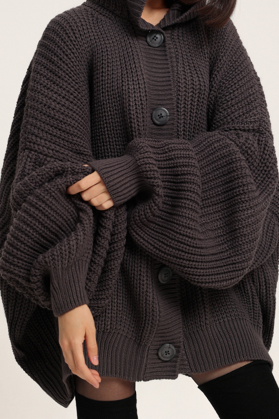 Кардиган вязаный с капюшоном