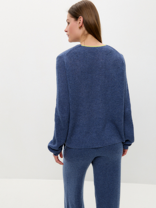 Кашемировый пуловер