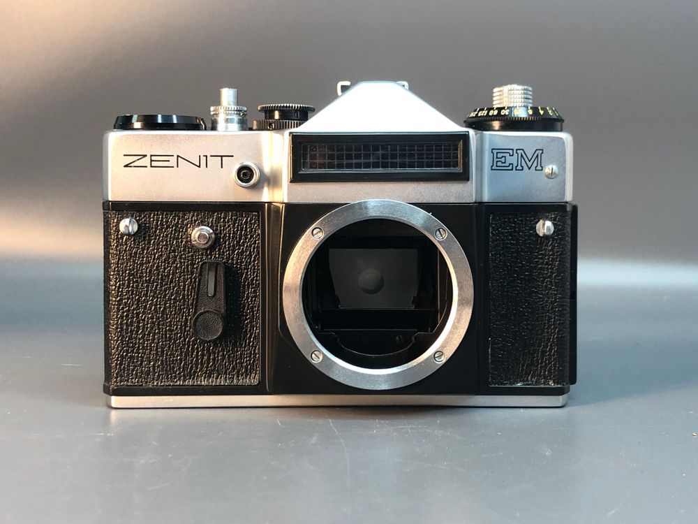 Zenit EM + Helios 44M