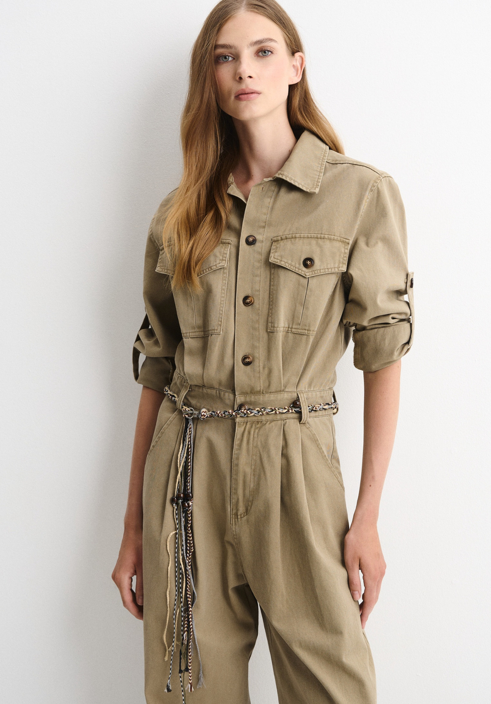 Комбинезон бежевый