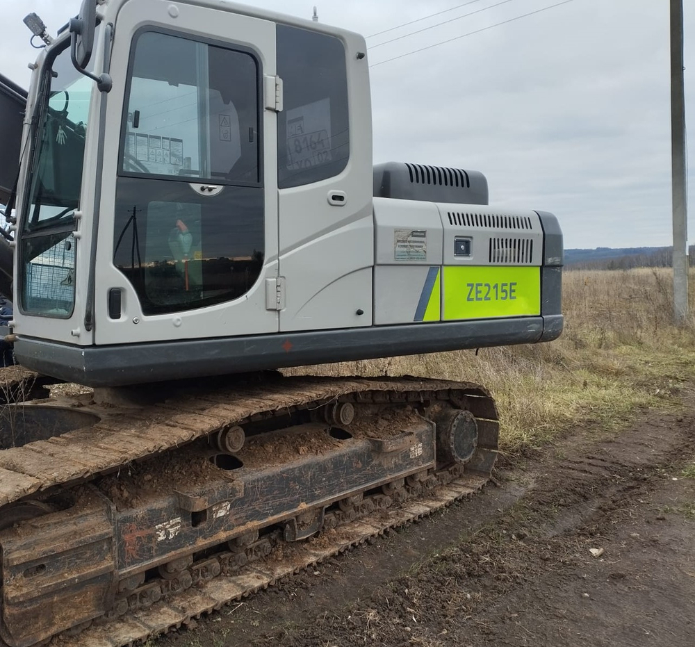 Zoomlion ZE215 Экскаватор ZE215E (Дизельный, 5,9 л, 152 л.с., АТ)