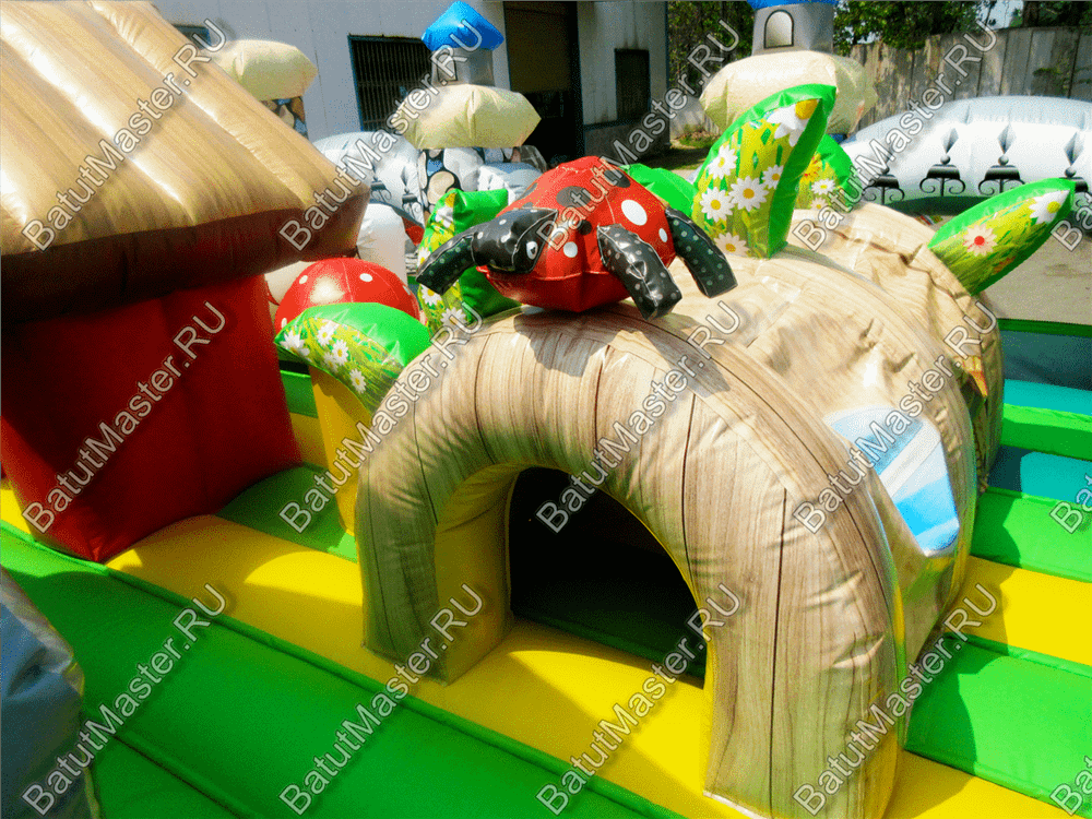 Коммерческий надувной батут "Терем" 6*6*4 м