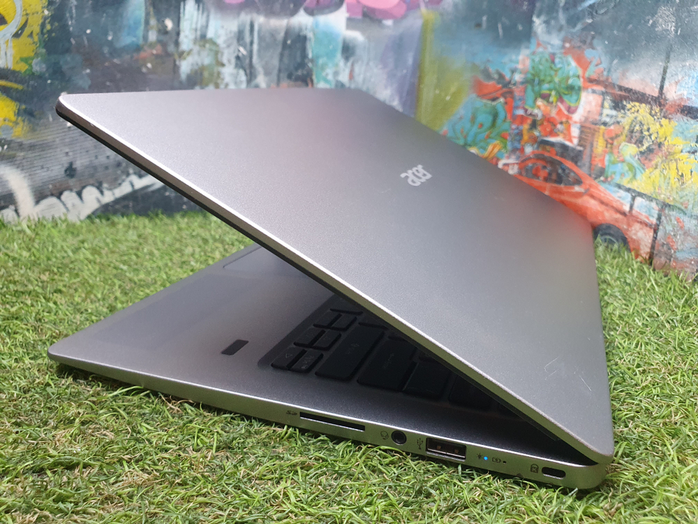 Ноутбук Acer Pentium/4Gb/FHD/Swift 1 SF114-32 SF114-32-P6XL