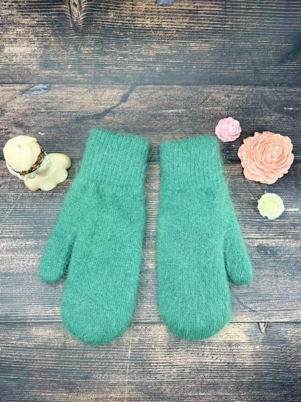 Варежки зимние теплые пушистые ангора