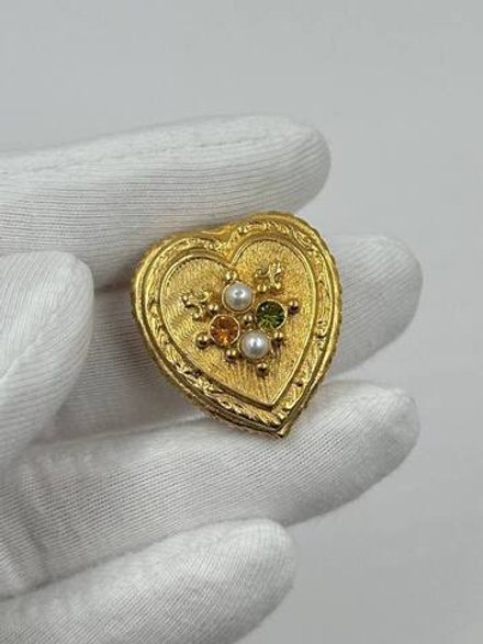 Накладка на пуговицу Сердце с кристаллами и «жемчугом»