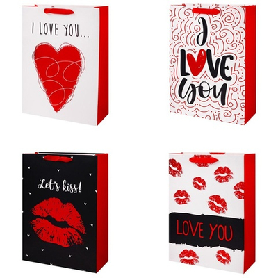 Подарочный пакет «I LOVE YOU» в четрых дизайнах, 30х40х12 см.